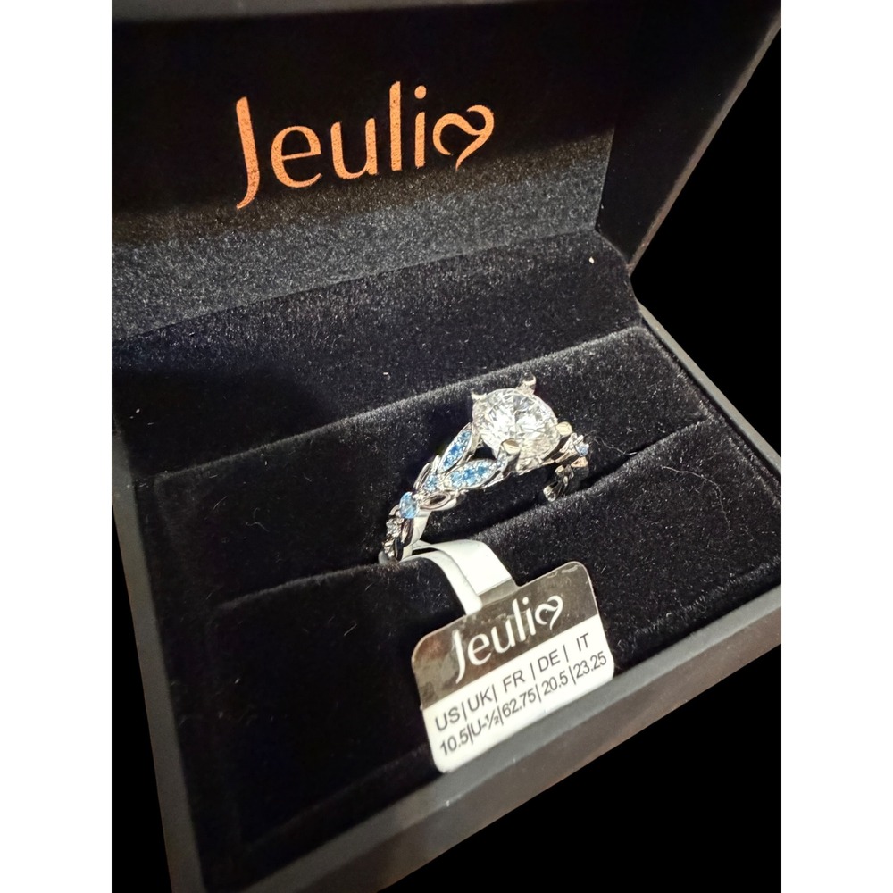 Jeulia 3.5ct Round White Stone Blue Accent S925 Sterling Silver Ring Size 10.5